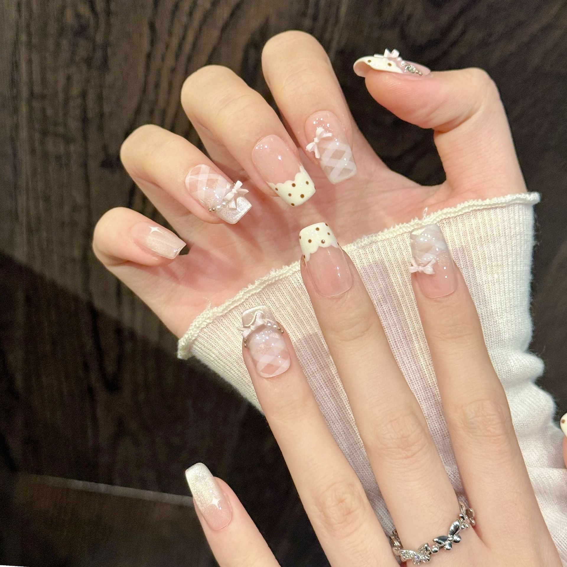 Le Clou Pink Satin Sweet Star