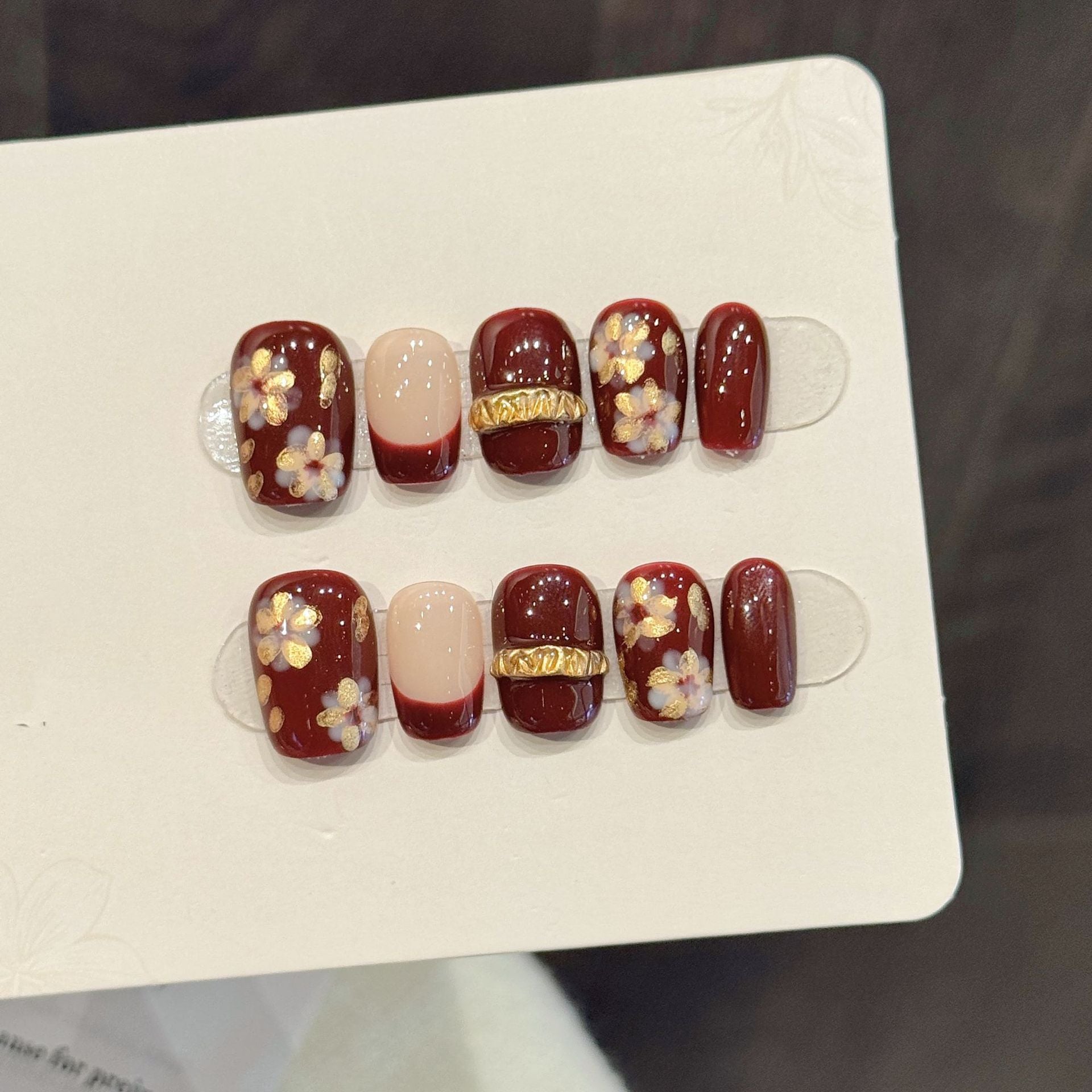 Le Clou Retro Ruby Bloom