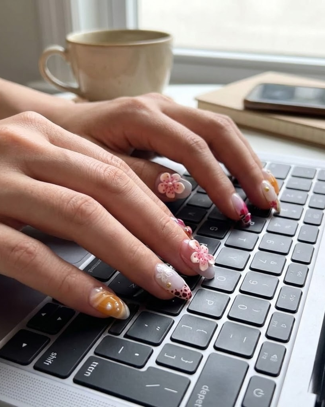 Handmade Mixed-Style Wearable Nails