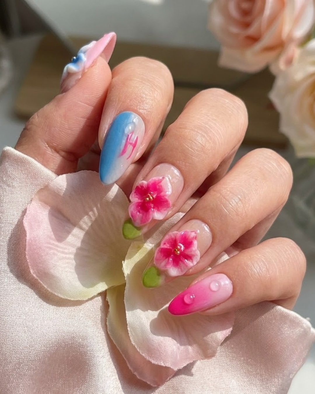 Le Clou Blossom Splash Nails