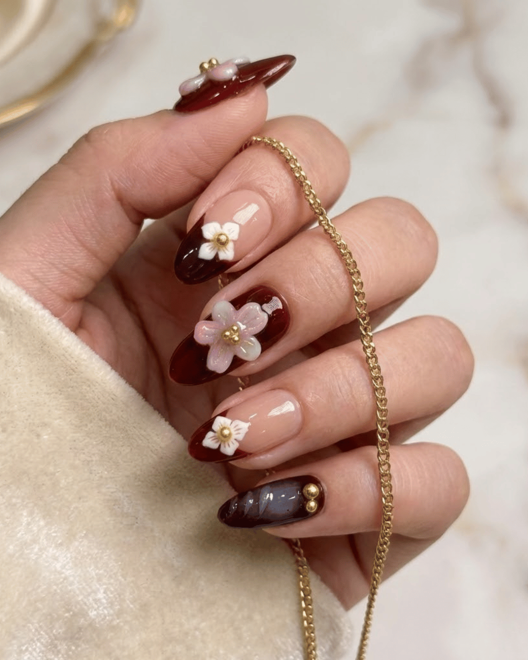 Le Clou Bougainvillea Bloom Nails
