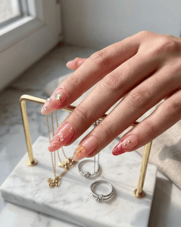 Le Clou Pink Petal Dreams Nails