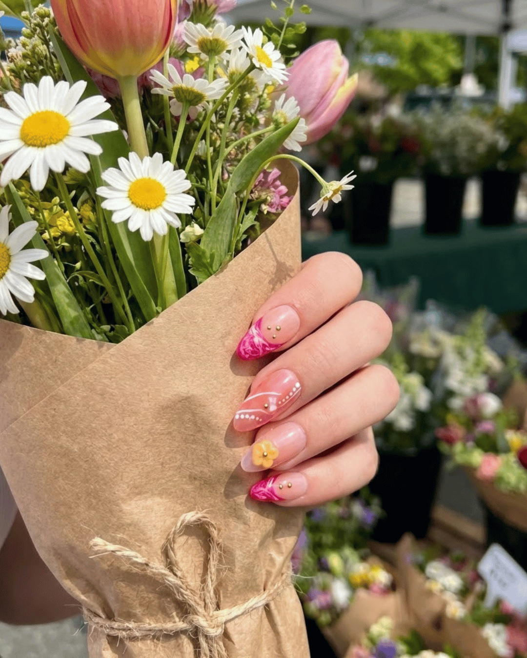 Le Clou Pink Petal Dreams Nails