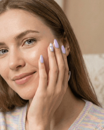 Hand - Painted Lavender Wearable Nails - Le Clou