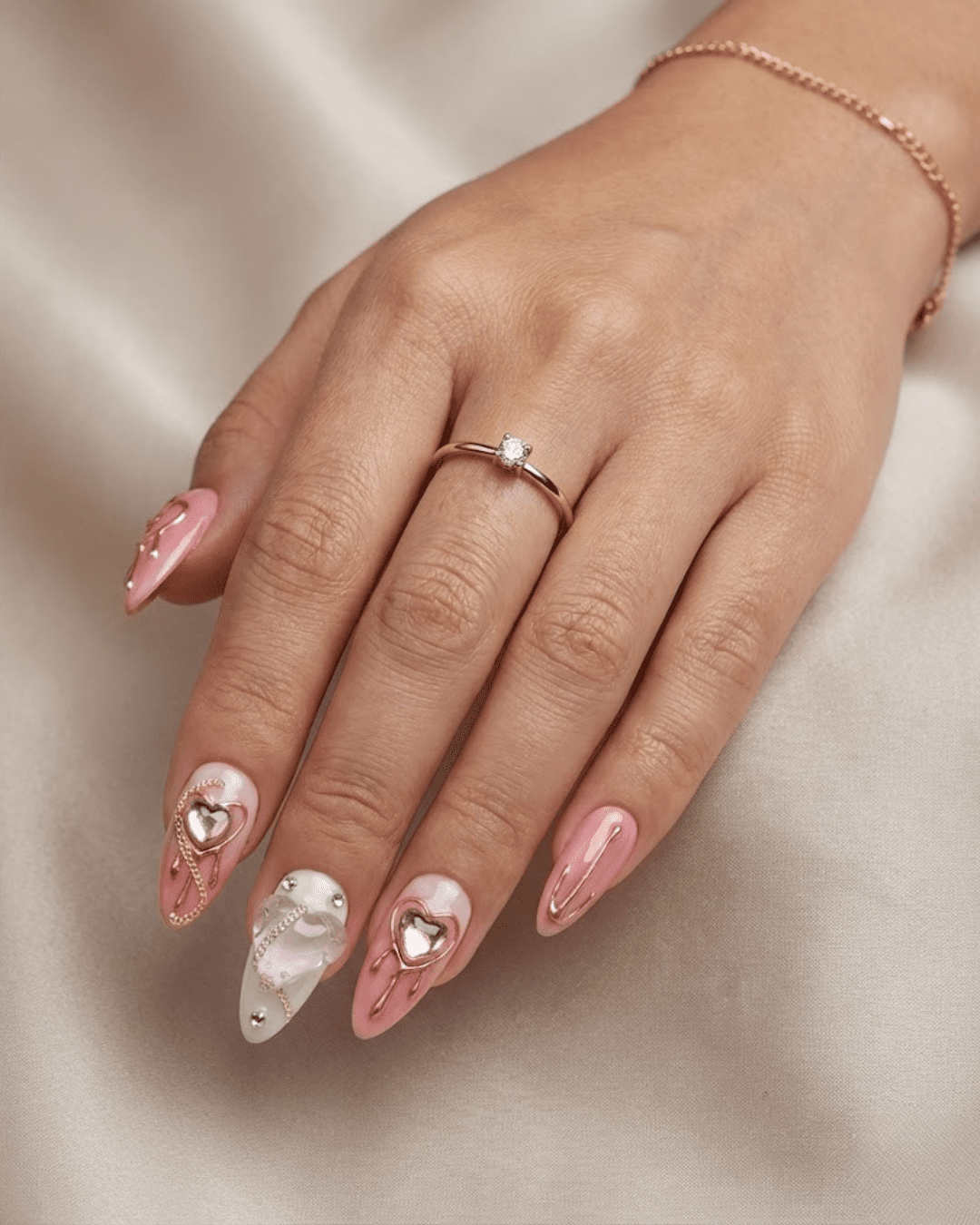 Heart Lock Bubble Love Nails - Le Clou