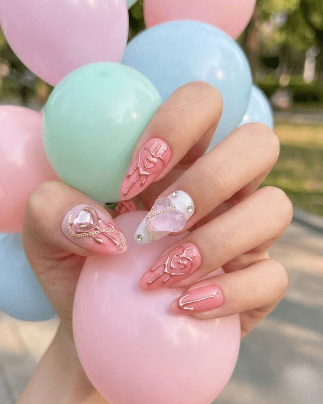 Heart Lock Bubble Love Nails - Le Clou
