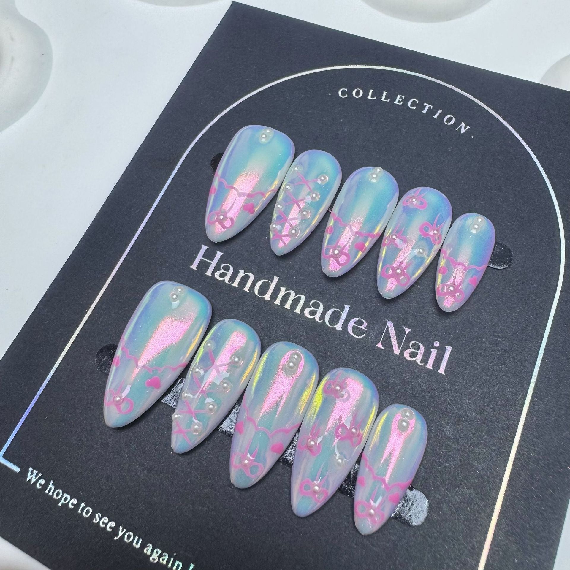 Iridescent Pink - Gradient Florals - Le Clou