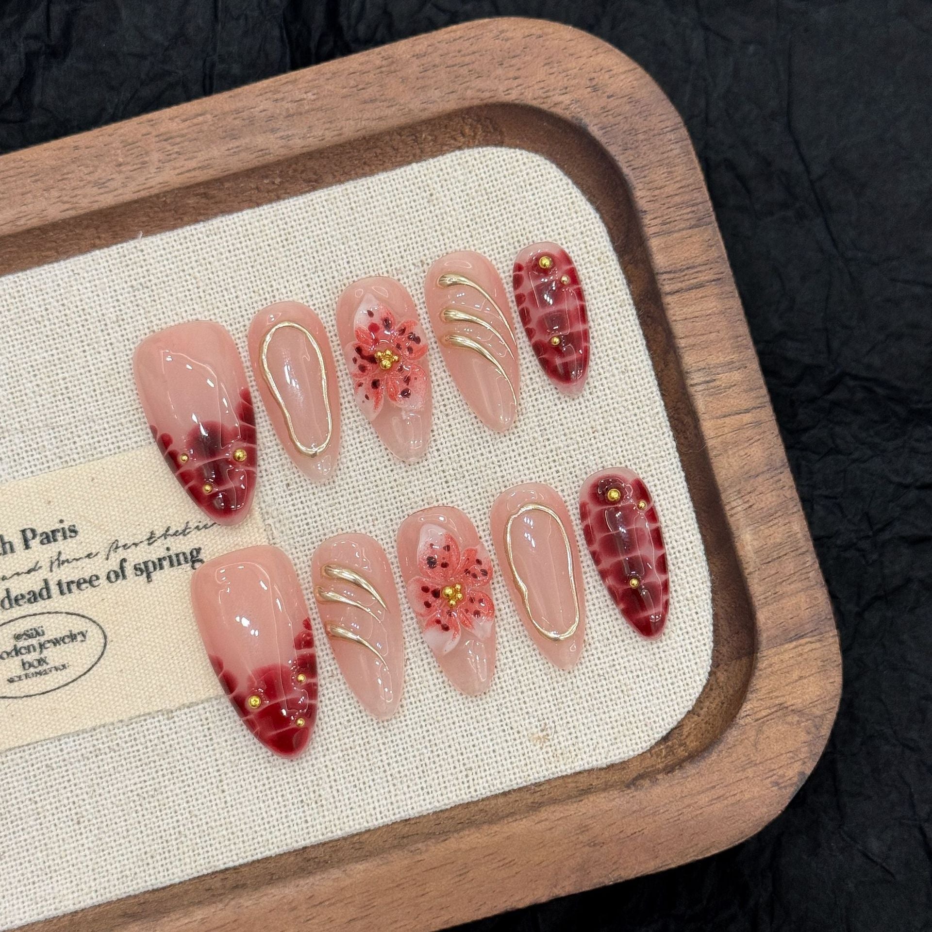 Leclou Crimson Bloom Nails - Le Clou