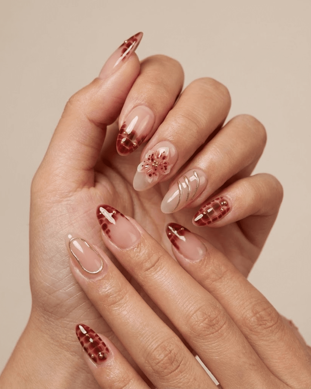Leclou Crimson Bloom Nails - Le Clou