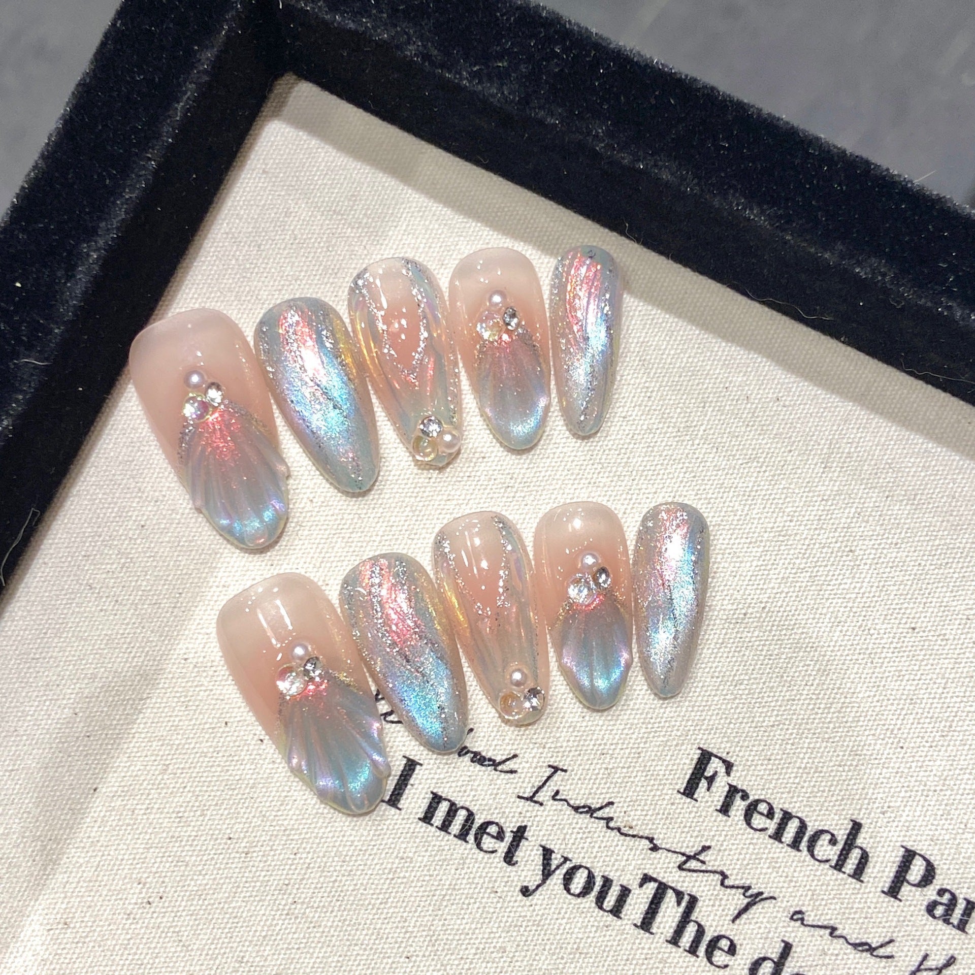 Leclou Mermaid Chrome Nails - Le Clou