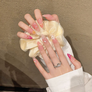 Leclou Pink Petal Dreams Nails - Le Clou