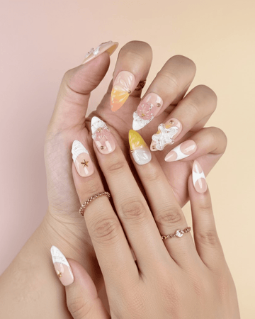 Leclou Starfish Glow Nails - Le Clou
